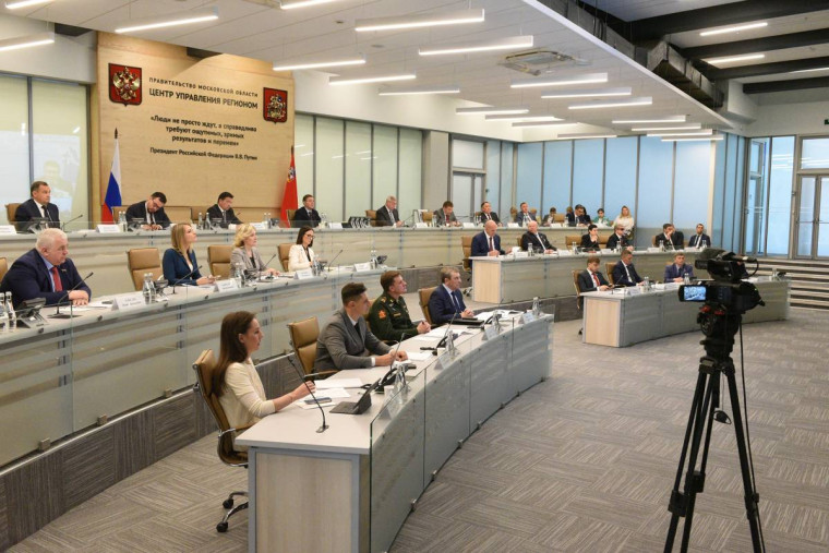 Рабочая группа по вопросам СВО разработала единый стандарт региональных мер поддержки участников спецоперации и их семей Он включает 20 обязательных видов помощи. Рабочая группа по вопросам СВО разработала единый стандарт региональных мер поддержки участников спецоперации и их семей Он включает 20 обязательных видов помощи.